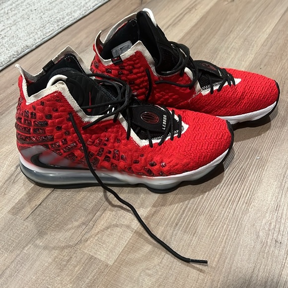 Nike Lebron 17 Uptempo - Picture 2 of 12